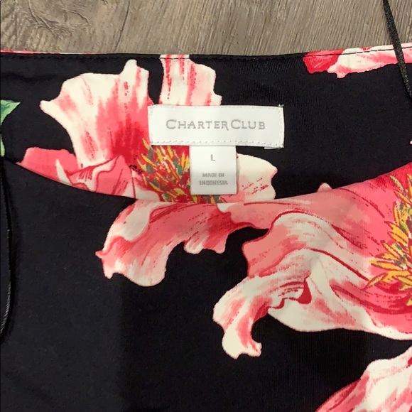 Brand NEW top - Picture 3 of 4